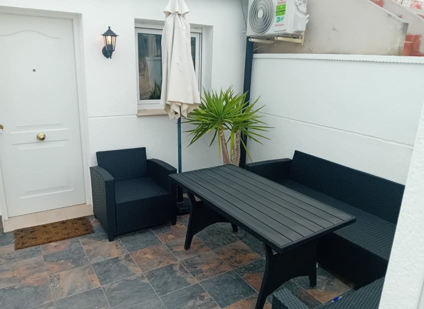 1 bedroom Townhouse for sale in La Torreta with pool - € 119,000 (Ref: 9671127)