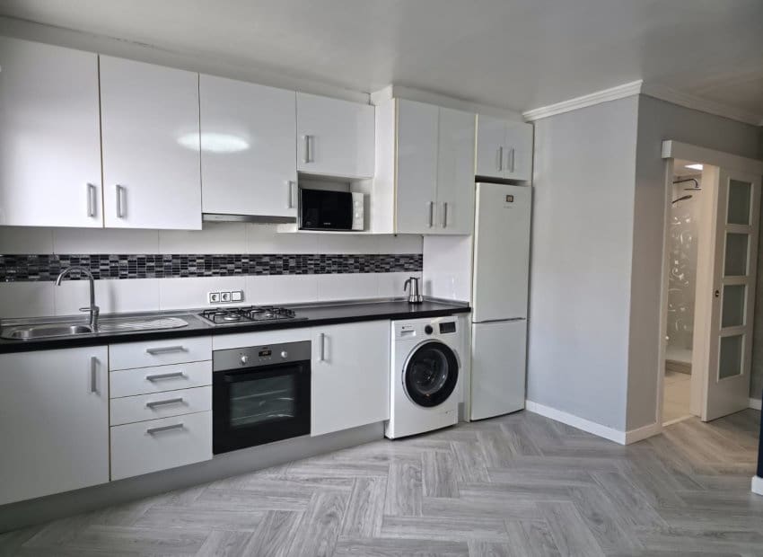 1 bedroom Townhouse for sale in La Torreta with pool - € 119,000 (Ref: 9671127)