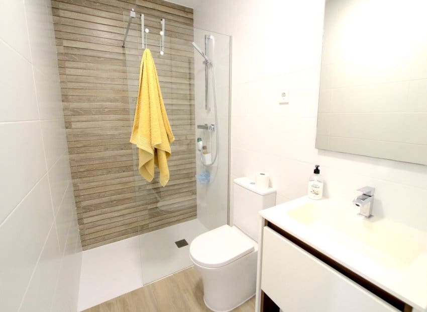 2 makuuhuone Huoneisto myytävänä paikassa Vistabella - 240 000 € (Ref: 9675984)