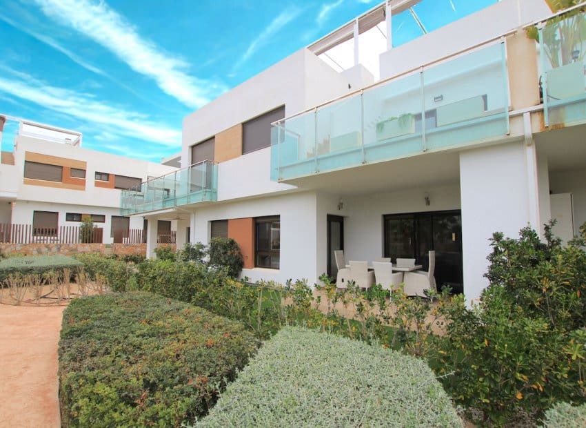 2 makuuhuone Huoneisto myytävänä paikassa Vistabella - 240 000 € (Ref: 9675984)