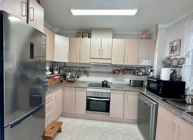 2 bedroom Townhouse for sale in Doña Pepa, Rojales with pool - € 260,000 (Ref: 9676327)