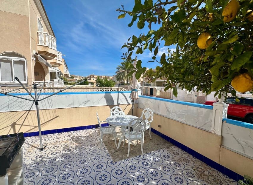 2 bedroom Townhouse for sale in Dona Pepa with pool - € 260,000 (Ref: 9676327)