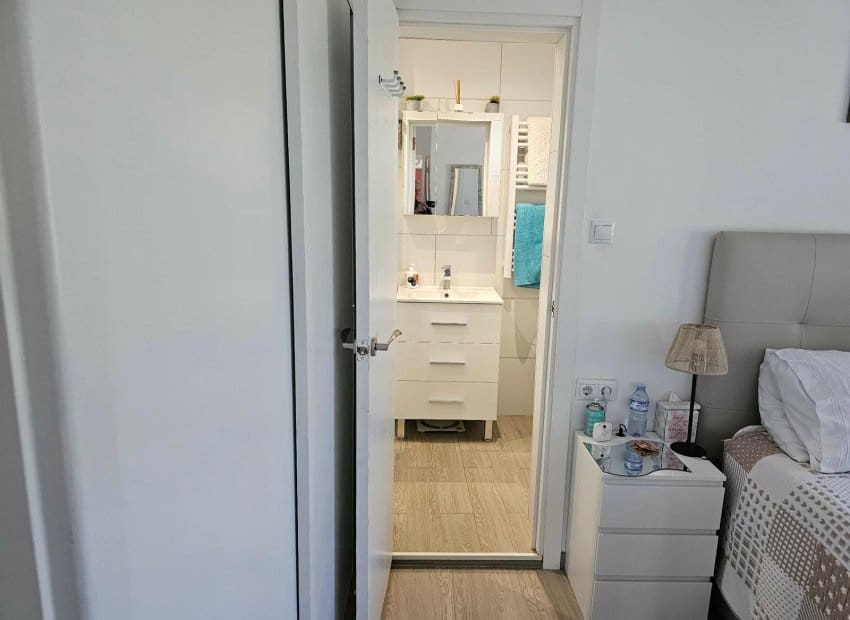 4 bedroom Villa for sale in San Fulgencio with pool - € 520,000 (Ref: 9680612)