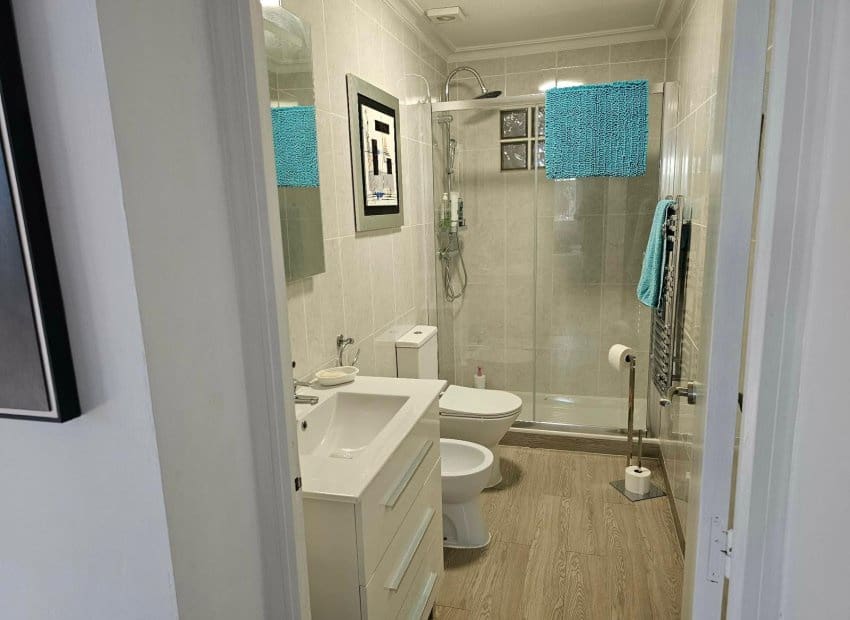 4 bedroom Villa for sale in San Fulgencio with pool - € 520,000 (Ref: 9680612)