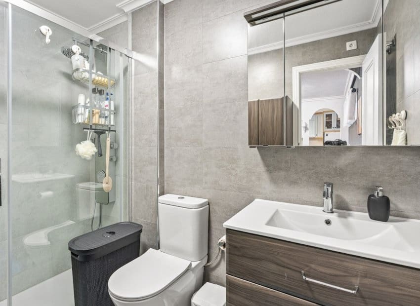 2 Zimmer Apartment zu verkaufen in Gran Alacant mit Pool - 249.000 € (Ref: 9680613)