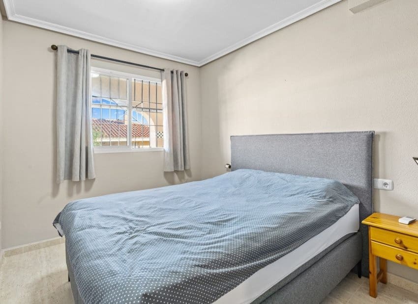 2 Zimmer Apartment zu verkaufen in Gran Alacant mit Pool - 249.000 € (Ref: 9680613)