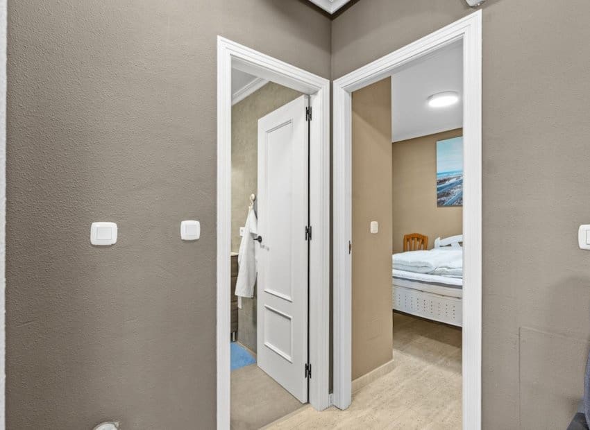 2 Zimmer Apartment zu verkaufen in Gran Alacant mit Pool - 249.000 € (Ref: 9680613)