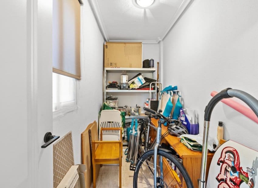 2 Zimmer Apartment zu verkaufen in Gran Alacant mit Pool - 249.000 € (Ref: 9680613)