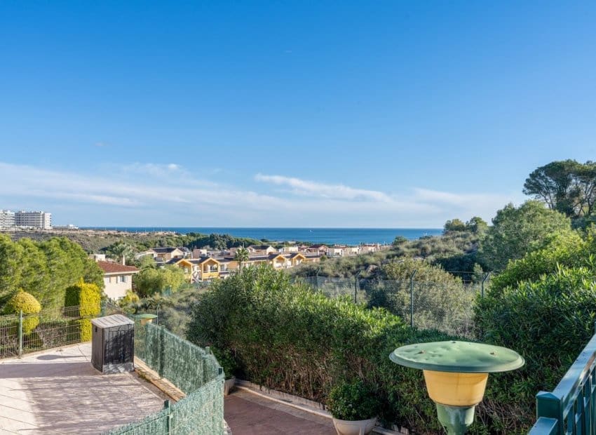 2 Zimmer Apartment zu verkaufen in Gran Alacant mit Pool - 249.000 € (Ref: 9680613)