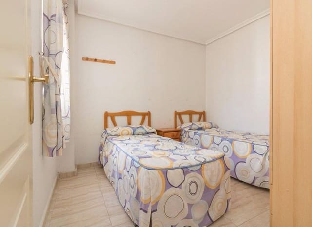 2 slaapkamer Appartement te koop in Centro - Muelle Pesquero, Torrevieja - € 120.000 (Ref: 9683231)