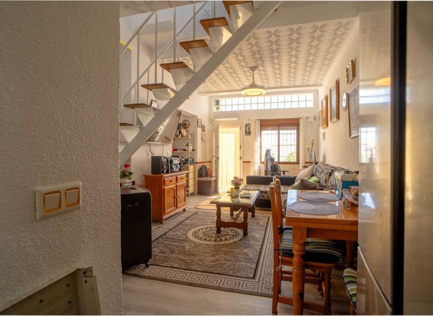 2 soverom Hus til salgs i Torrevieja - € 139 995 (Ref: 9683233)