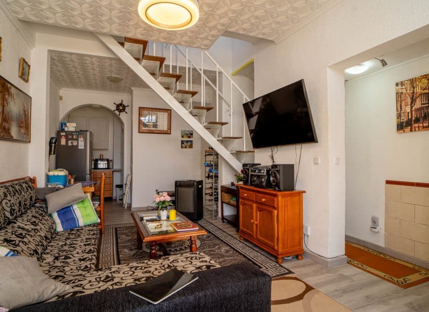 2 soverom Hus til salgs i Torrevieja - € 139 995 (Ref: 9683233)