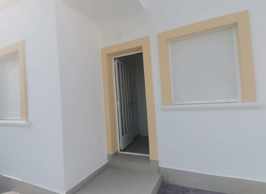 2 soveværelse Villa til salg i Lo Crispin med swimmingpool - € 249.000 (Ref: 9683234)