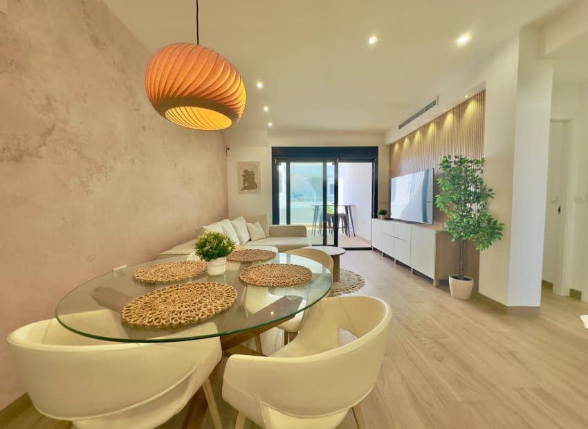 2 quarto Apartamento para venda em Los Balcones com piscina - 315 000 € (Ref: 9683235)