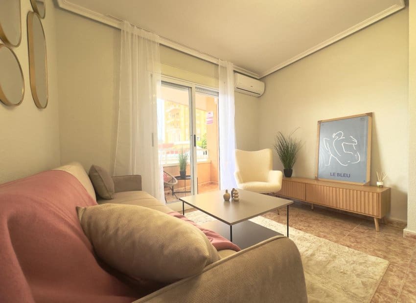 2 camera da letto Appartamento in vendita in Torrevieja - 135.000 € (Rif: 9683236)