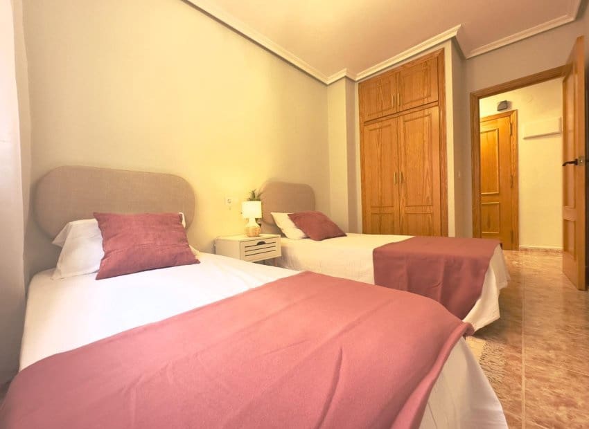 2 camera da letto Appartamento in vendita in Torrevieja - 135.000 € (Rif: 9683236)