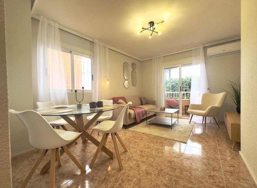 2 camera da letto Appartamento in vendita in Torrevieja - 135.000 € (Rif: 9683236)