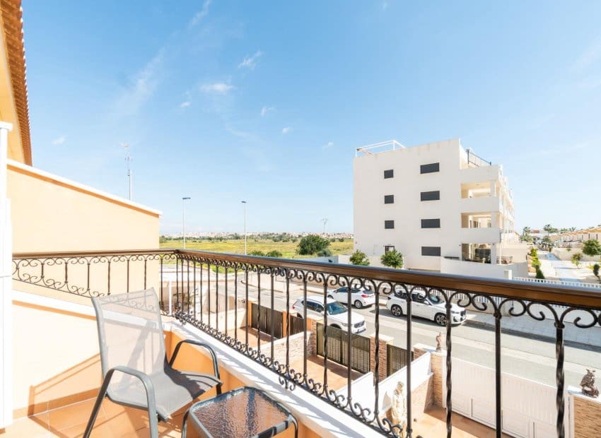 3 chambre Maison de Ville à vendre à Orihuela Costa avec piscine - 219 000 € (Ref: 9684369)