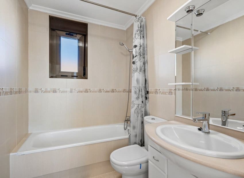 3 Zimmer Haus zu verkaufen in San Miguel de Salinas mit Pool - 219.000 € (Ref: 9685625)