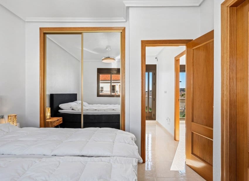 3 Zimmer Haus zu verkaufen in San Miguel de Salinas mit Pool - 219.000 € (Ref: 9685625)