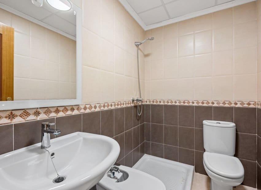 3 Zimmer Haus zu verkaufen in San Miguel de Salinas mit Pool - 219.000 € (Ref: 9685625)