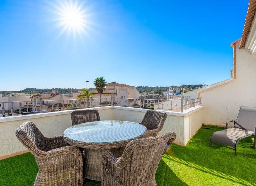 3 Zimmer Haus zu verkaufen in San Miguel de Salinas mit Pool - 219.000 € (Ref: 9685625)