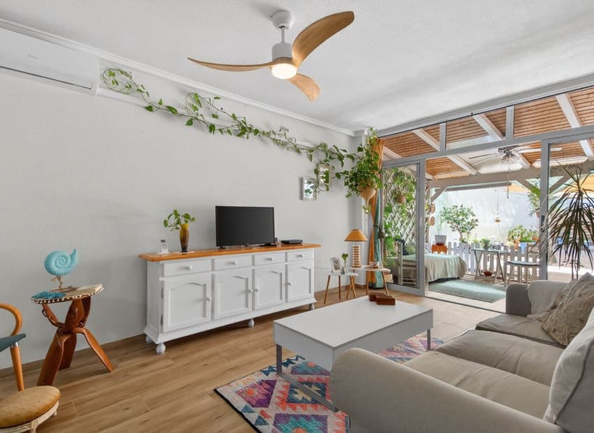 2 slaapkamer Appartement te koop in Torrevieja - € 227.000 (Ref: 9685628)