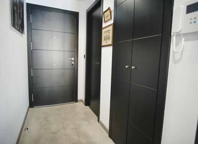 2 slaapkamer Appartement te koop in Formentera del Segura met zwembad - € 195.000 (Ref: 9685629)