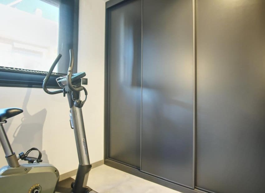 2 bedroom Apartment for sale in Formentera del Segura with pool - € 195,000 (Ref: 9685629)