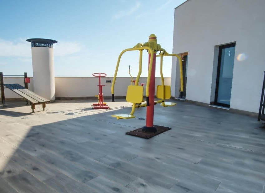 2 bedroom Apartment for sale in Formentera del Segura with pool - € 195,000 (Ref: 9685629)