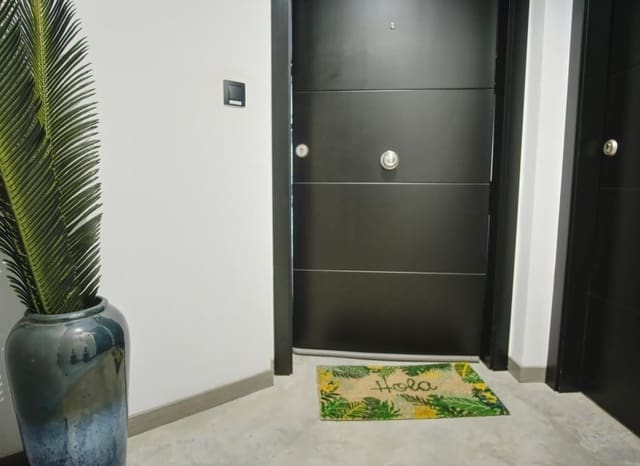 2 slaapkamer Appartement te koop in Formentera del Segura met zwembad - € 195.000 (Ref: 9685629)