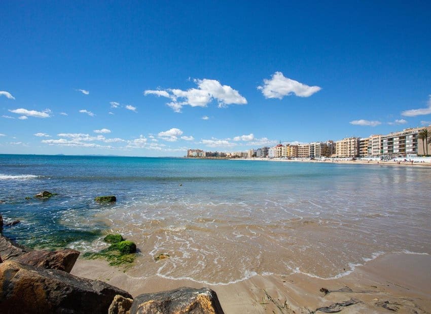 2 sypialnia Apartament na sprzedaż w Torrevieja - 115 000 € (Ref: 9685630)