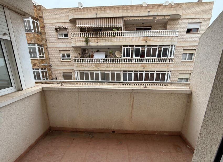 2 sypialnia Apartament na sprzedaż w Torrevieja - 115 000 € (Ref: 9685630)