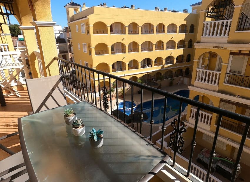 2 sovrum Lägenhet till salu i Algorfa med pool - 145 000 € (Ref: 9687404)