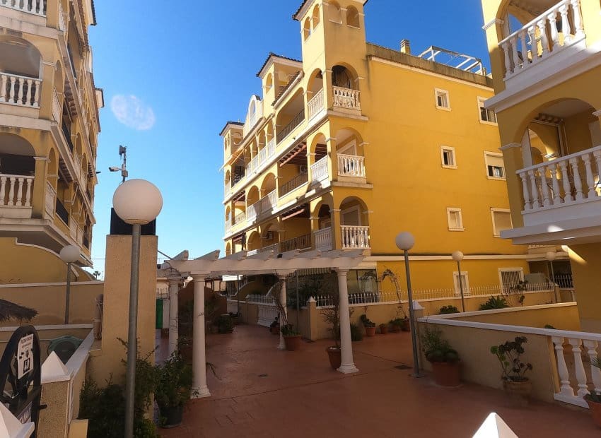 2 sovrum Lägenhet till salu i Algorfa med pool - 145 000 € (Ref: 9687404)