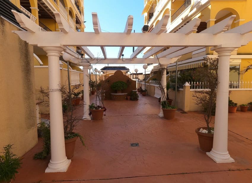 2 sovrum Lägenhet till salu i Algorfa med pool - 145 000 € (Ref: 9687404)