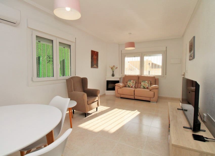 2 quarto Apartamento para venda em Villamartin com piscina - 259 000 € (Ref: 9696681)