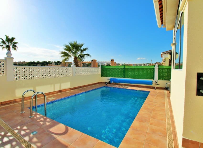 2 quarto Apartamento para venda em Villamartin com piscina - 259 000 € (Ref: 9696681)