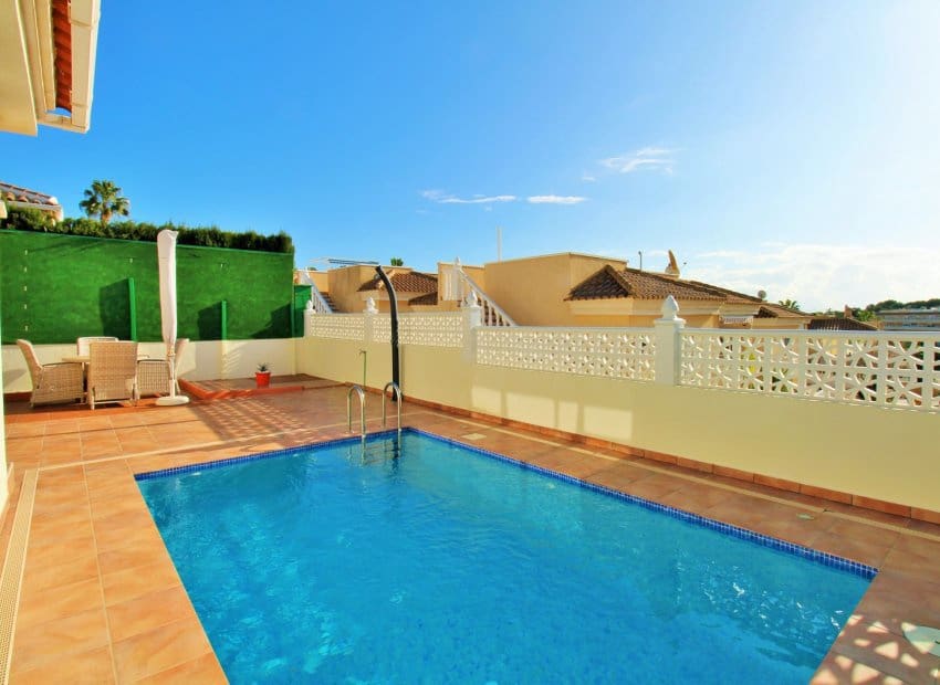 2 quarto Apartamento para venda em Villamartin com piscina - 259 000 € (Ref: 9696681)