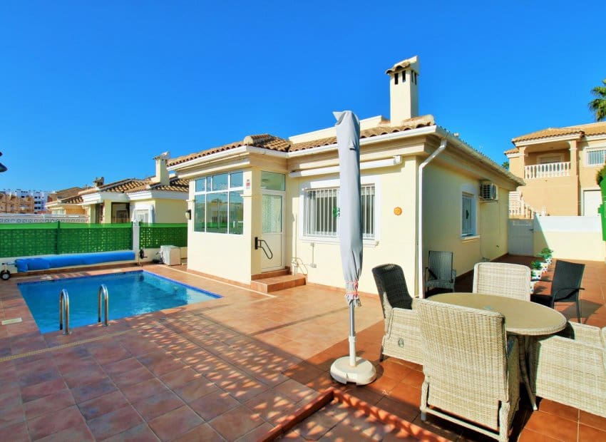 2 quarto Apartamento para venda em Villamartin com piscina - 259 000 € (Ref: 9696681)