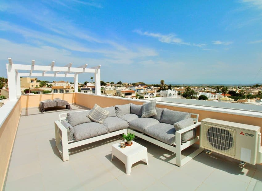 1 bedroom Apartment for sale in Villamartin - € 129,950 (Ref: 9696682)