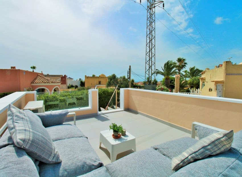 1 bedroom Apartment for sale in Villamartin - € 129,950 (Ref: 9696682)