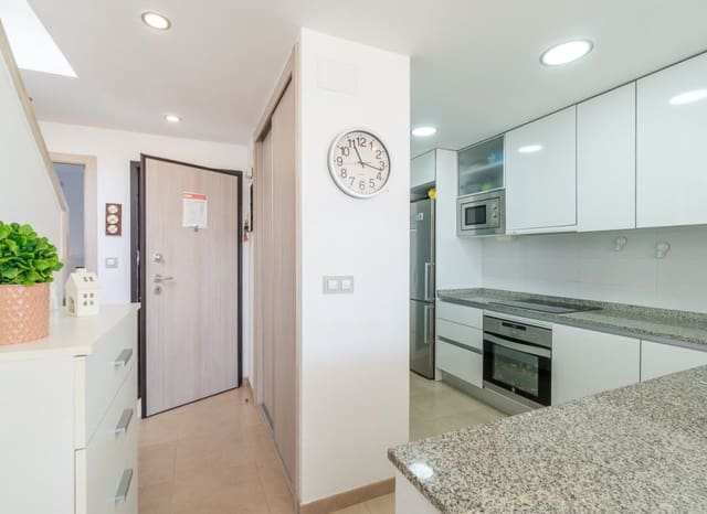 2 bedroom Apartment for sale in Dehesa de Campoamor, Orihuela with pool - € 299,000 (Ref: 9696683)