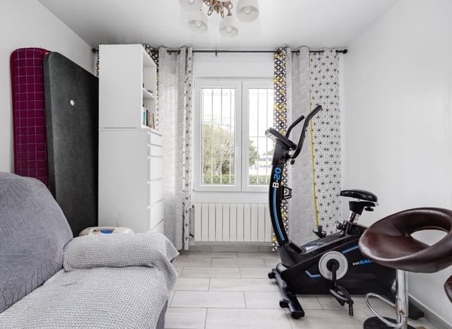 3 chambre Maison de Ville à vendre à Parque Acuático - Sector 25, Torrevieja avec piscine - 249 900 € (Ref: 9696686)