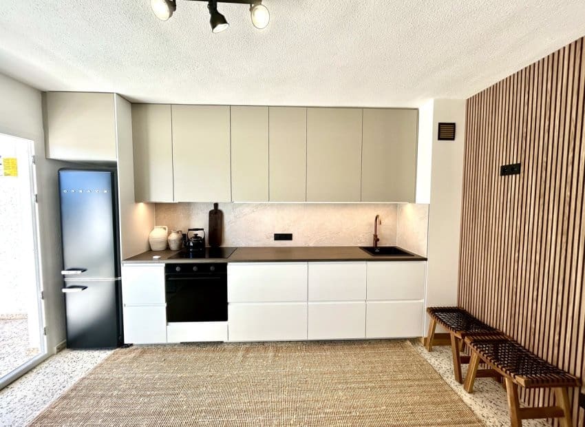 2 makuuhuone Huoneisto myytävänä paikassa Guardamar del Segura mukana uima-altaan - 169 900 € (Ref: 9696689)