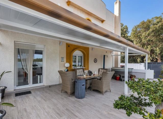 4 camera da letto Villa in vendita in El Moncayo - El Pòrtic, Guardamar del Segura con piscina - 285.000 € (Rif: 9699840)