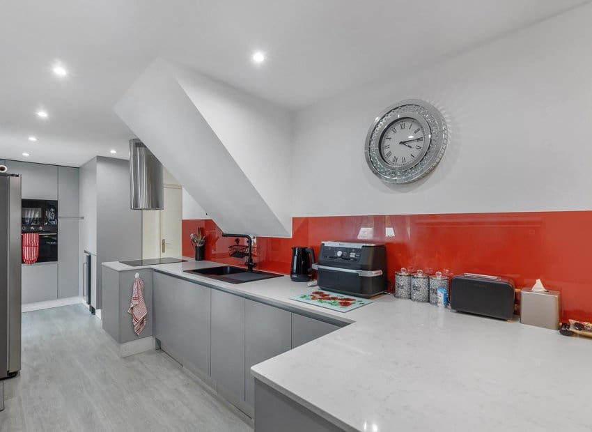 4 camera da letto Villa in vendita in Guardamar del Segura con piscina - 285.000 € (Rif: 9699840)