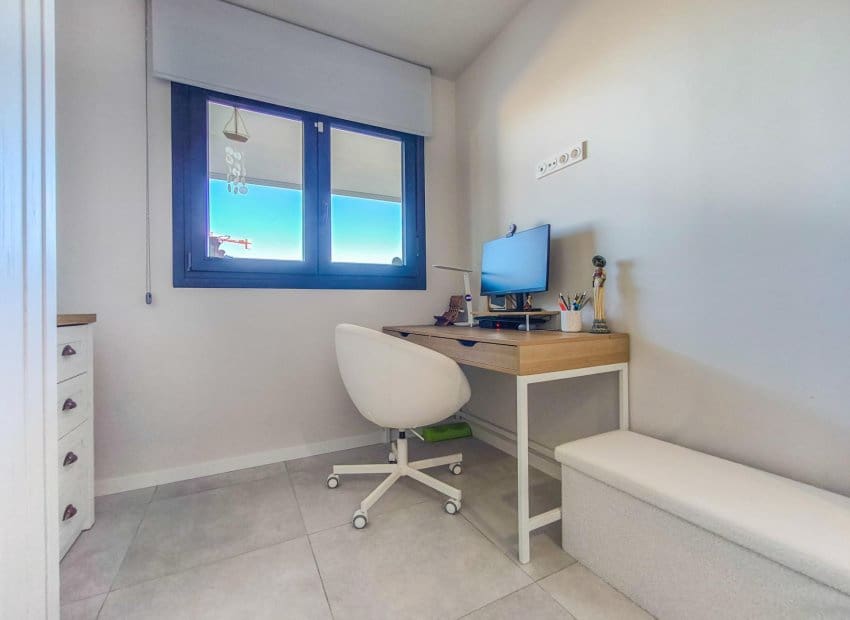 2 soverom Leilighet til salgs i Pilar de la Horadada med svømmebasseng - € 265 000 (Ref: 9699841)