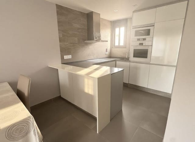 2 soveværelse Lejlighed til salg i Punta Prima, Torrevieja med swimmingpool - € 279.900 (Ref: 9705902)