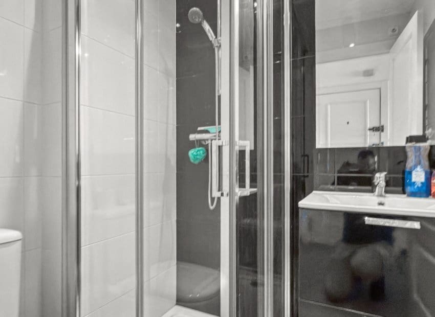 2 makuuhuone Huoneisto myytävänä paikassa Campoamor mukana uima-altaan - 195 000 € (Ref: 9705906)